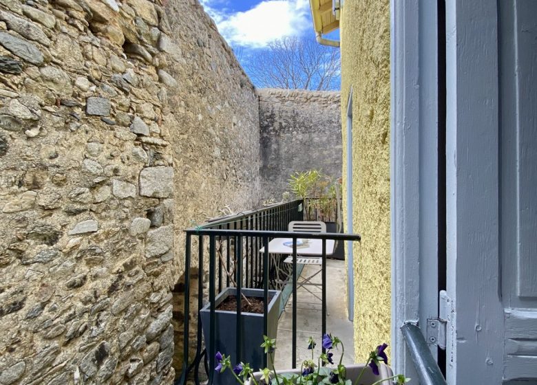 CASA D’AMUNT