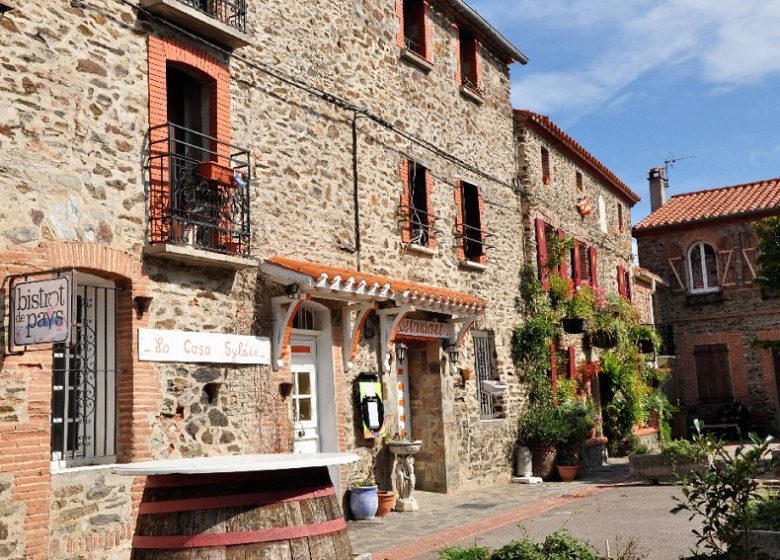 Pel camí rural, des de la Bastide