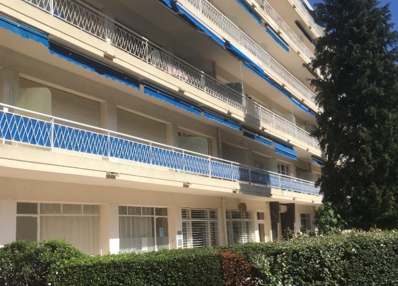 LE PETIT PARADIS